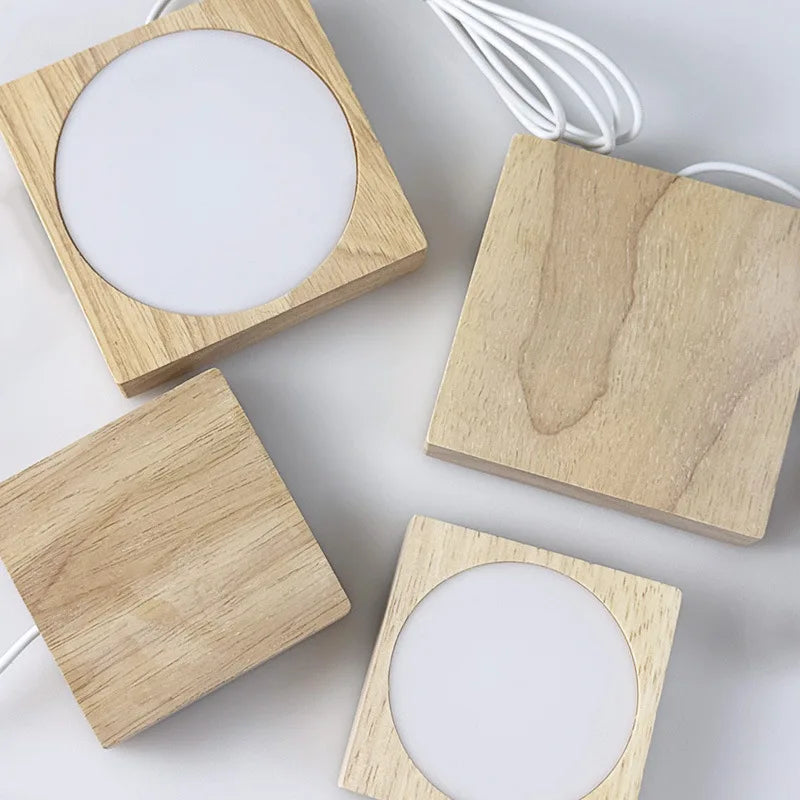 veilleuse led moderne base carrée bois naturel 10 cm câble usb interrupteur lumière blanche