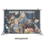 bannières festives dessins animés gobelets pailles assiettes multicolores personnages opaques anniversaire clips