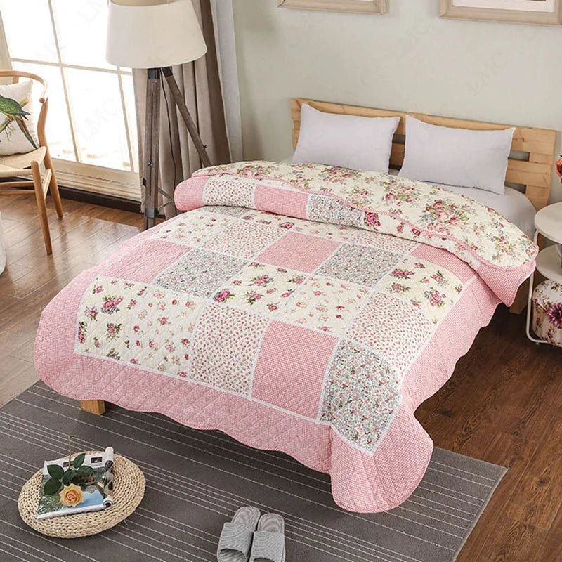 couvre lit patchwork fleuri rose blanc vintage moderne coton adultes maisonDecoration