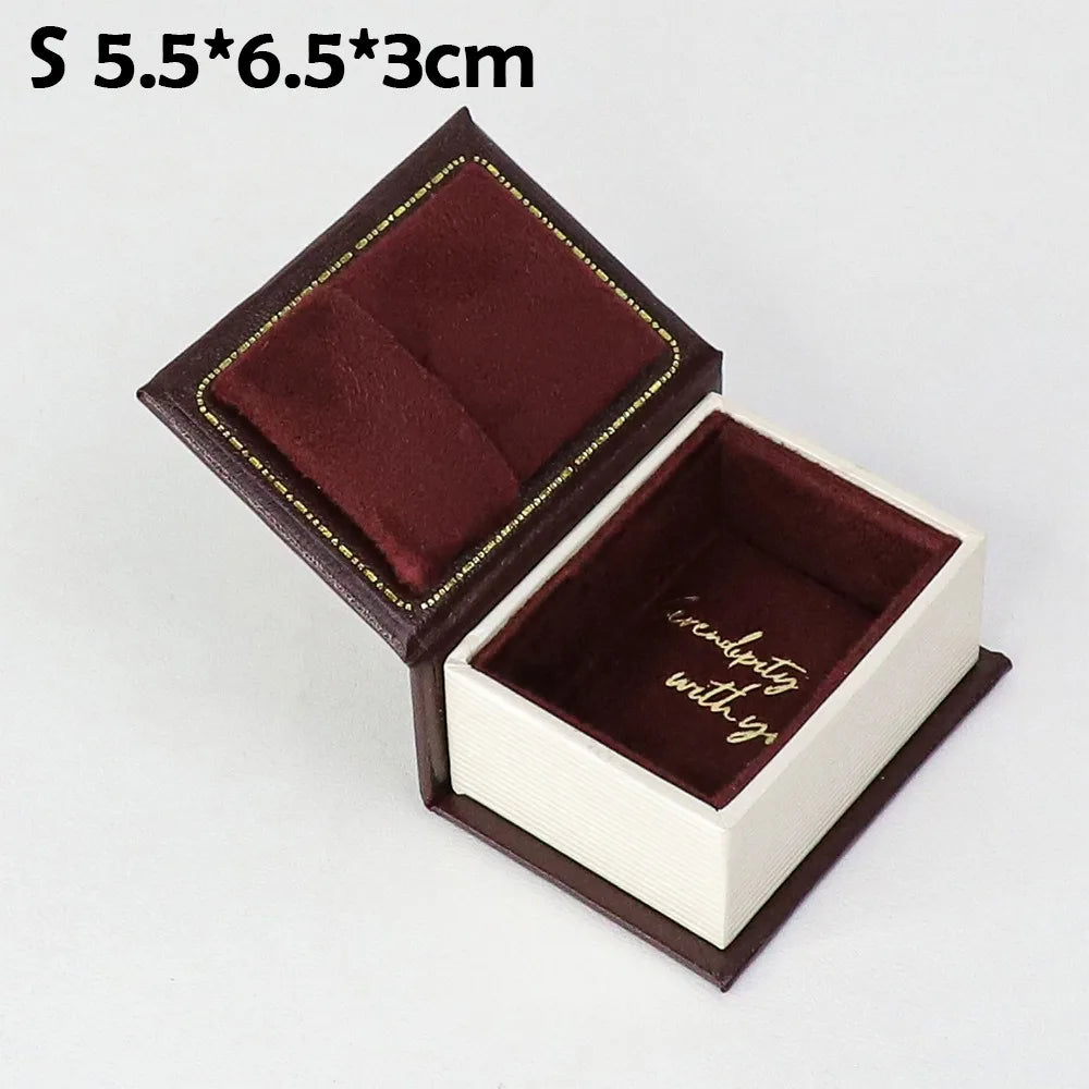 boîtes bijoux velours doré rose verte rouge classique vintage réutilisable respectueux environnement