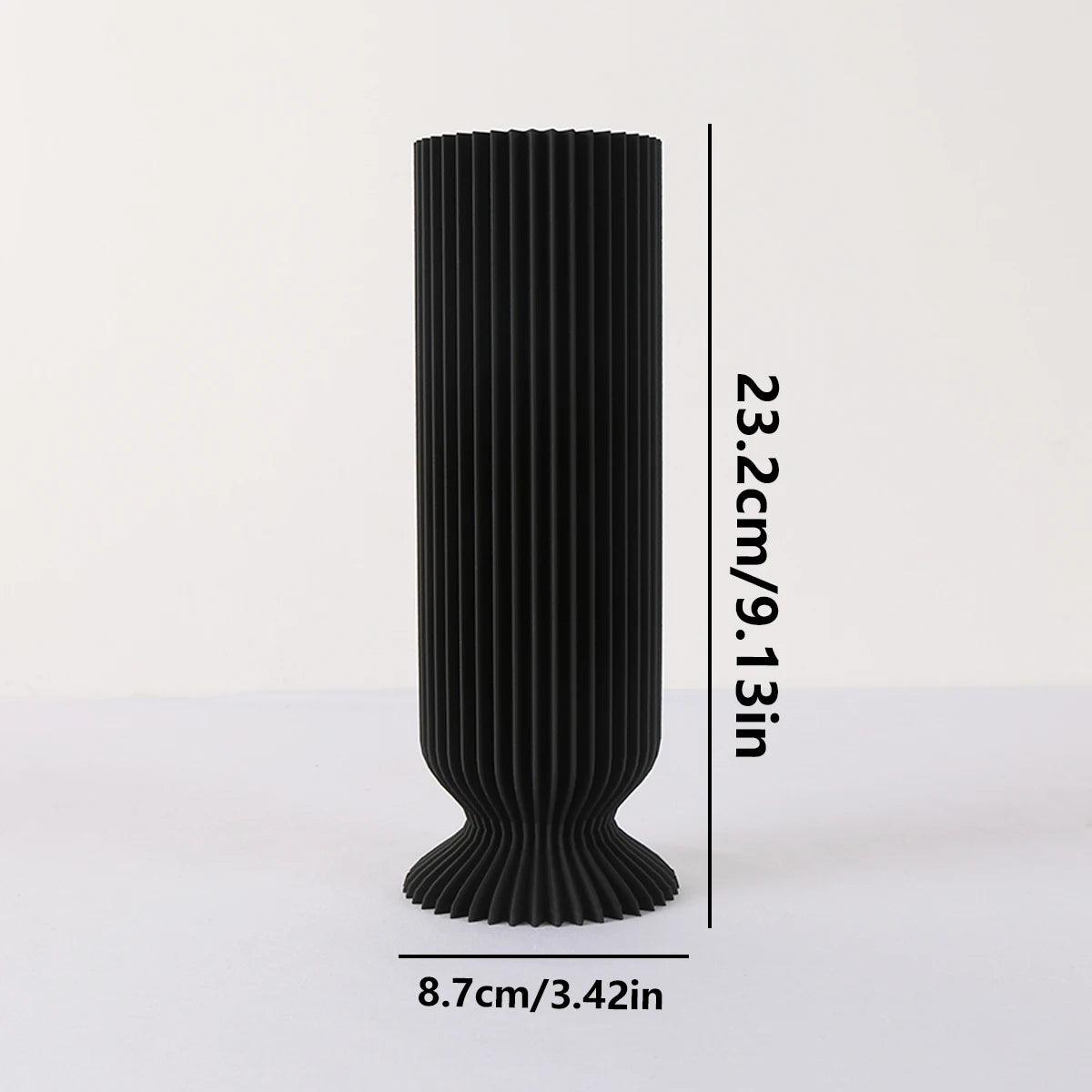 vases noirs marron rayures modernes statuettes bois intérieur salon chambre minimalistes