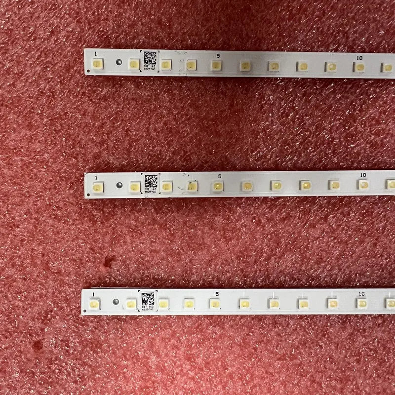 ruban led blanc bleu points lumineux espacés moderne connecteurs électriques 3030F 60EA