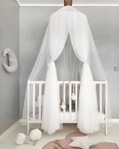 rideau lit bébé étoiles dorées rose blanc moderne translucide chambre enfants