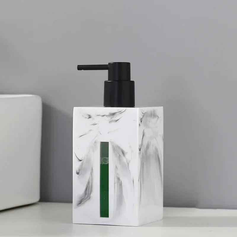 distributeur savon liquide céramique marbre blanc noir vert moderne salle bain parfum fleurs séchées