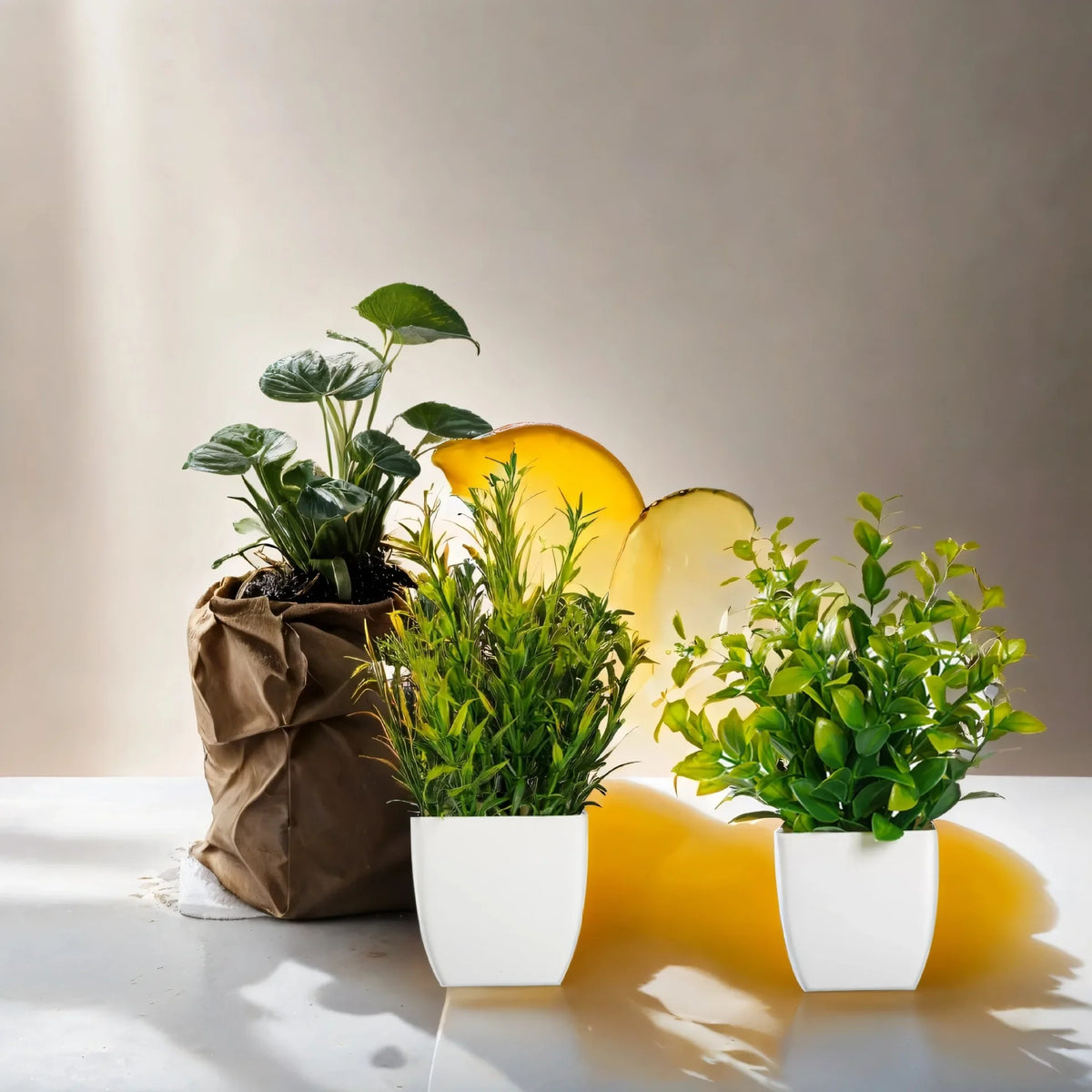 plantes artificielles feuilles vertes moderne pot blanc décoration intérieure table vert bleu violet