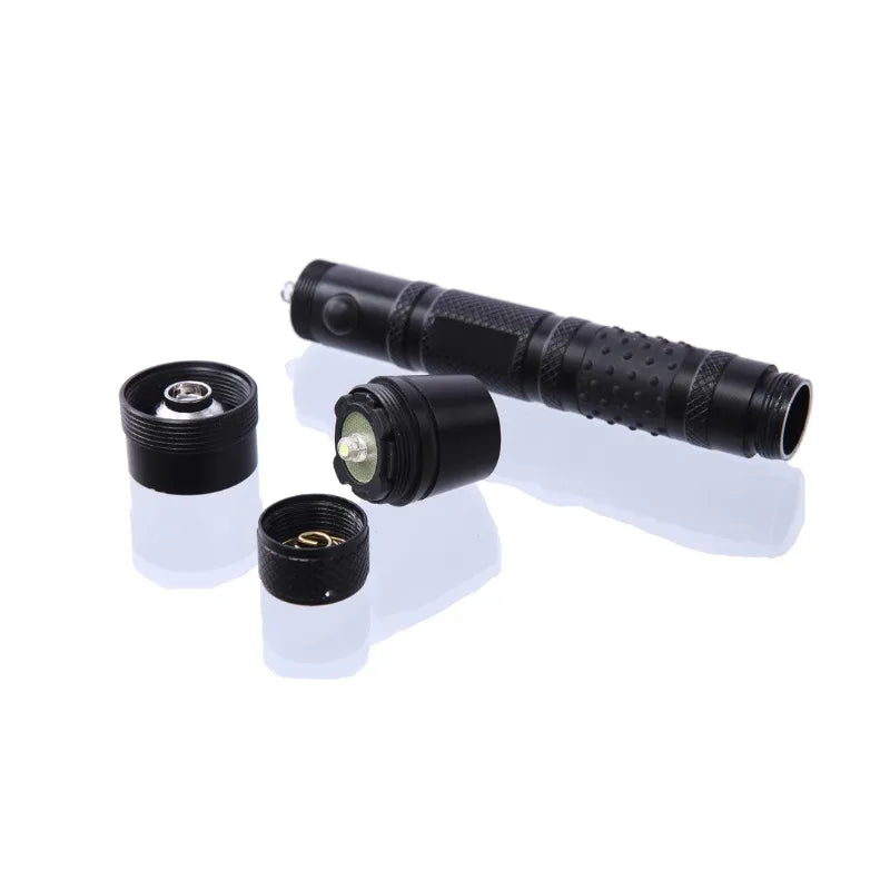 lampe torche led ultra légère étanche camping randonnée quotidien clip antidérapant noir moderne