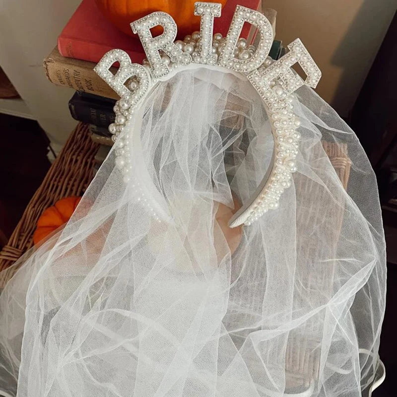 diadème mariage bride strass voile tulle élégant blanc argenté rose fond