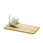 statuette chat vert clair céramique artisanale salon décoration incense apaisante moderne