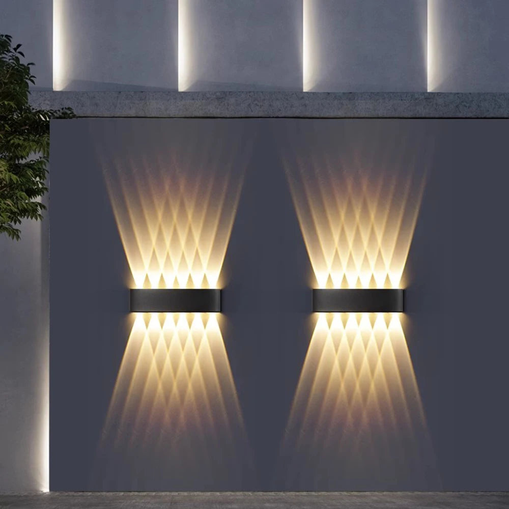 applique murale led moderne noire blanche rayures diagonales contemporaine fixations led