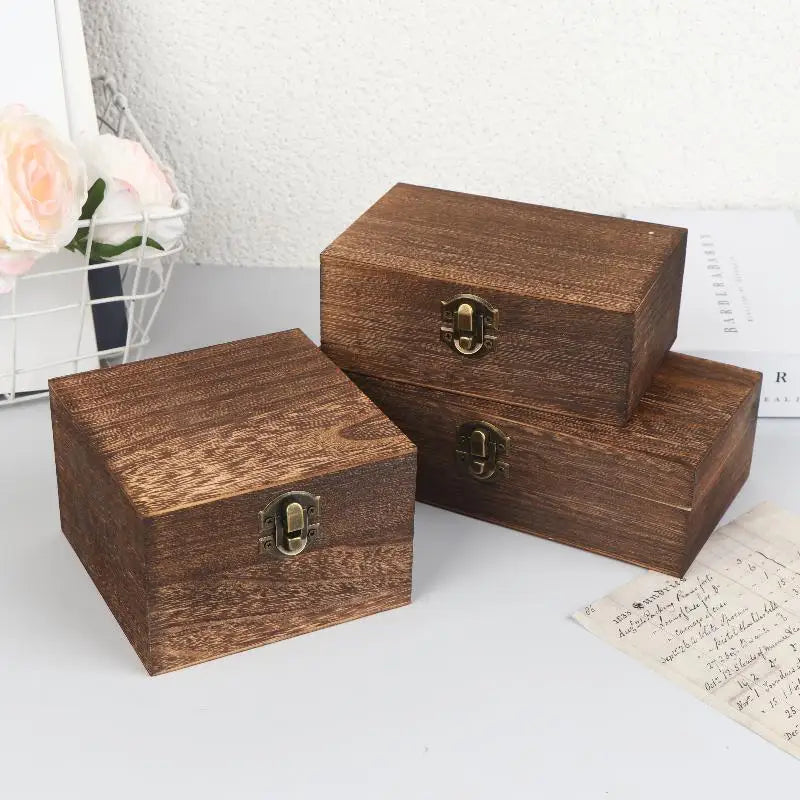 boîtes bijoux marron foncé grain bois vintage opacité charnières cadenas rangement artisanat diy marraine