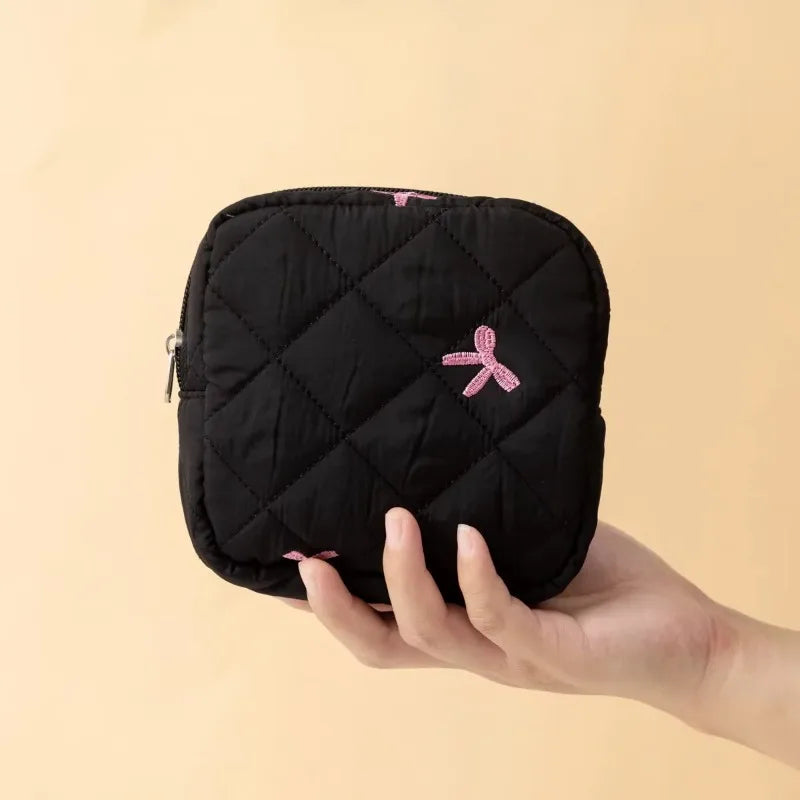 Sac cosmétiques polyestère noir blanc rose bleu cuir mat fermeture glissière poudre compacte brosse