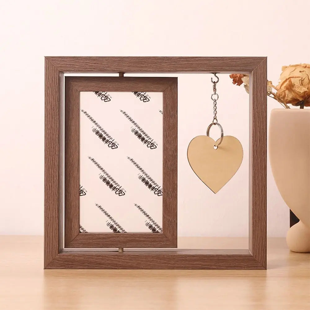 cadre photo double face bois marron rustique suspendu élément décoratif petite lampe cœur bois