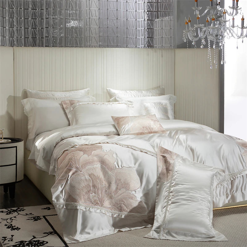 ensemble literie luxueux blanc cassé broderie florale satinée pièces king queen