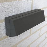 applique murale moderne aluminium noir rayures horizontales lumiere led exterieure