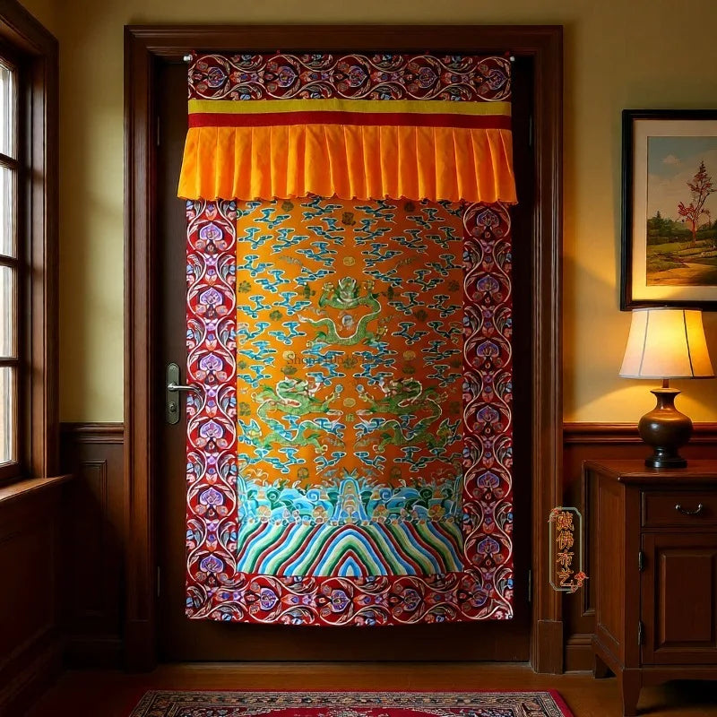 rideau porte ornements traditionnels motifs floraux artisanal couleur rouge bleu orange ethnique decoration maison