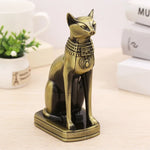 statue égyptienne chat bastet bronze doré hiéroglyphes collier décoration maison ancienne
