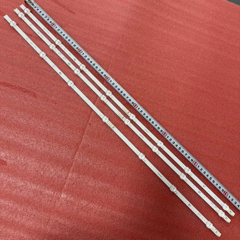 bande lumineuse led blanc mat moderne connecteurs électriques symboles polarité tension certifiée cem rohs