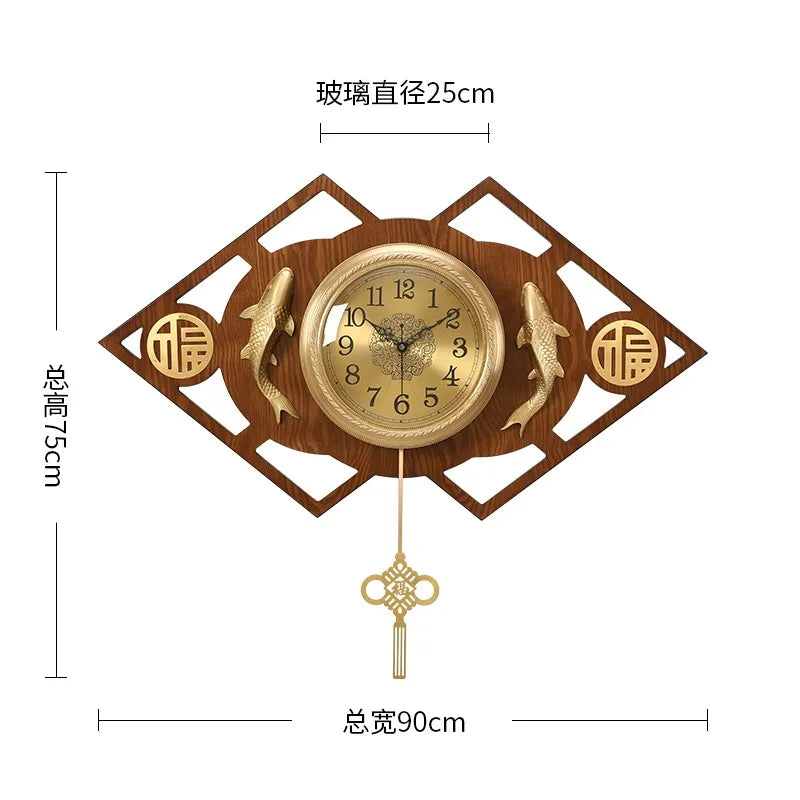 horloge murale chinoise traditionnelle décoration salon aiguilles poissons dorés bois texturé