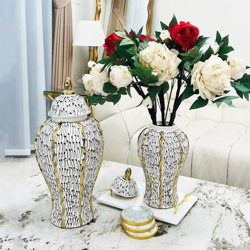 vase géométrique pois bordure dorée blanc noir intérieur élégant classique deco fleur pot gingembre