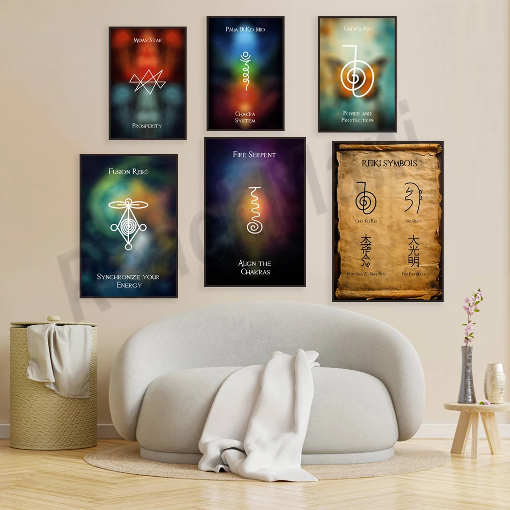 Série d'affiches décoratives présentant des symboles et concepts ésotériques liés à la spiritualité, l'énergie et l'équilibre.