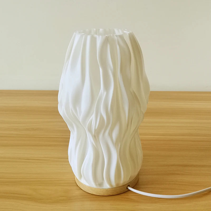 lampe table moderne blanc rayures verticales opacité base plate câble électrique chambre étude