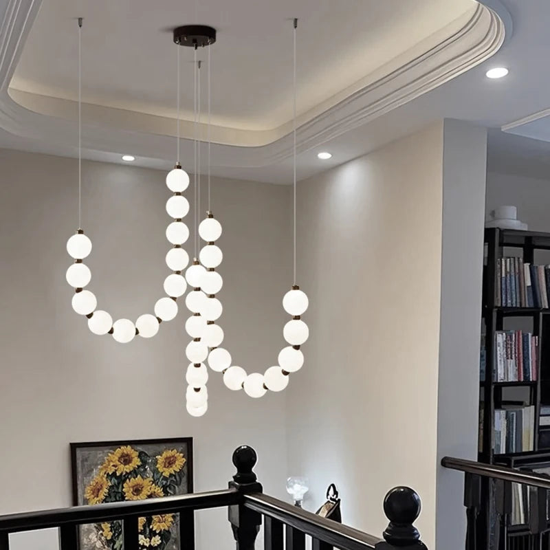 suspension lumineuse blanches moderne chaînes fixées support inclusion chaînes moderne
