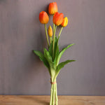 bouquet tulipes artificielles jaune orange rouge blanc décoration intérieure moderne vase verre anniversaire mariage