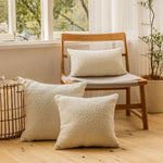 coussin fourrure douce beige clair moderne 45x45cm respectueux environnement fixé boîte parfum livre
