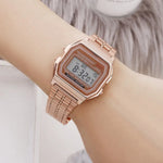 montre numérique rectangulaire affichage lcd rétro résistante chocs alarme date auto semaine noir rose