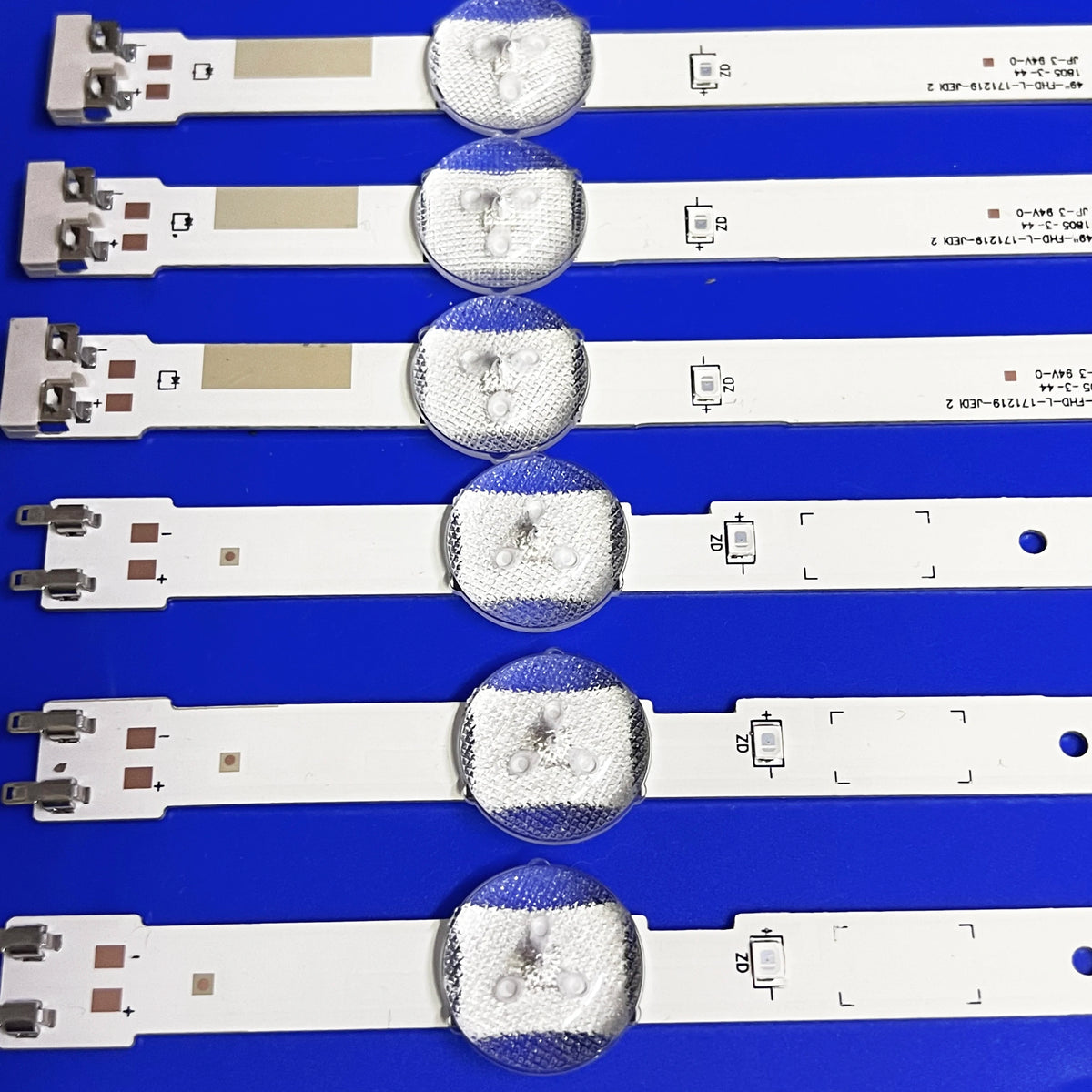 bandes rétroéclairage led blancs connecteurs électriques moderne fixations incluses