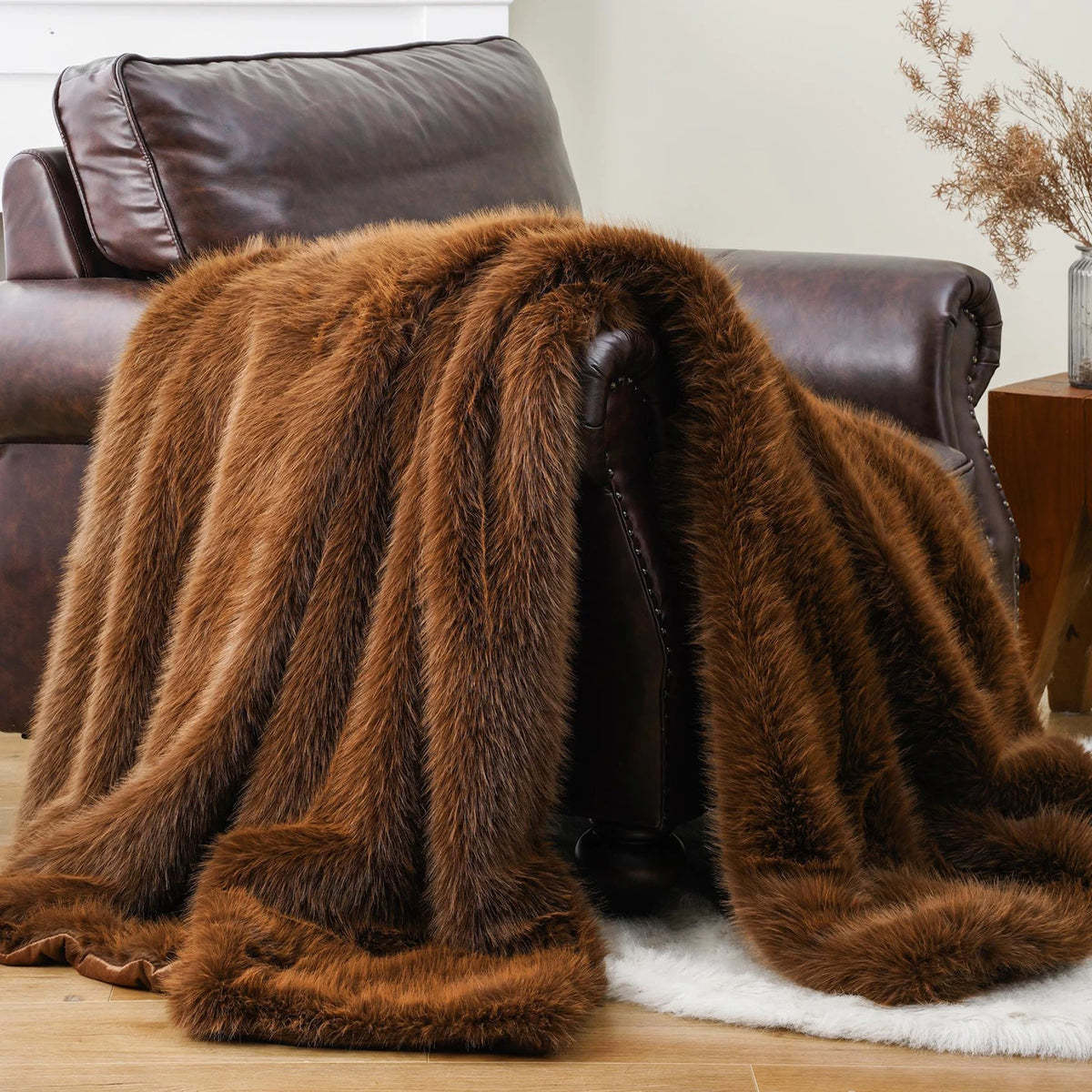 couverture fourrure marron foncé luxueuse douillette grande taille automne hiver usage multiple intérieur voyage