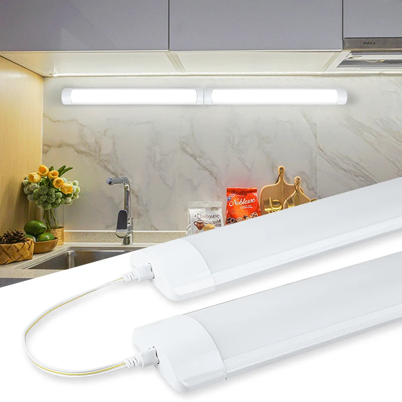 lampe led sous meuble cuisine tube lumineux blanc moderne prise câble électrique