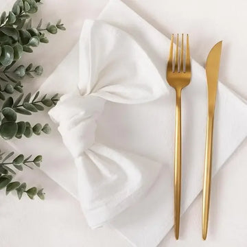 lot serviettes pliées coton unies clips métalliques table décoration mariage fête maison