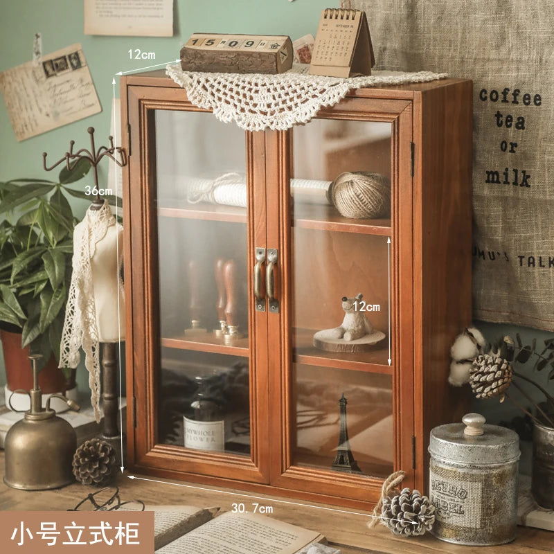 armoire deux portes vitrées tiroirs rangement bois classique horloge tasses miniature