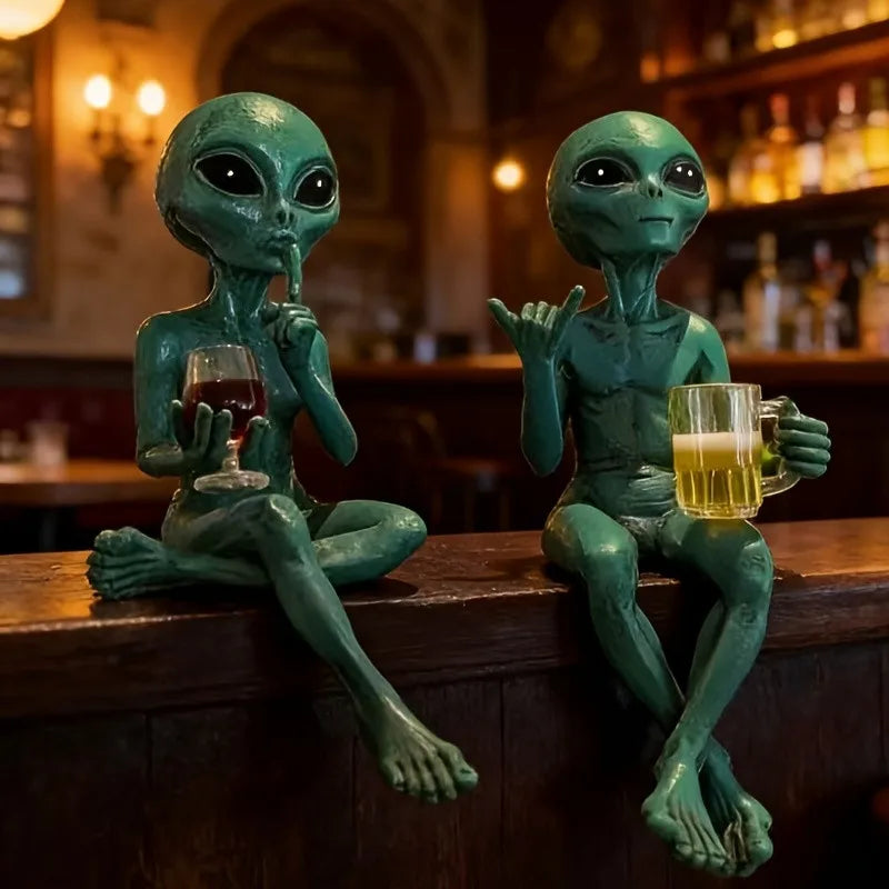 figurines aliens vertes résine détails sculptés moderne humour verre vin bière décoration chambre science