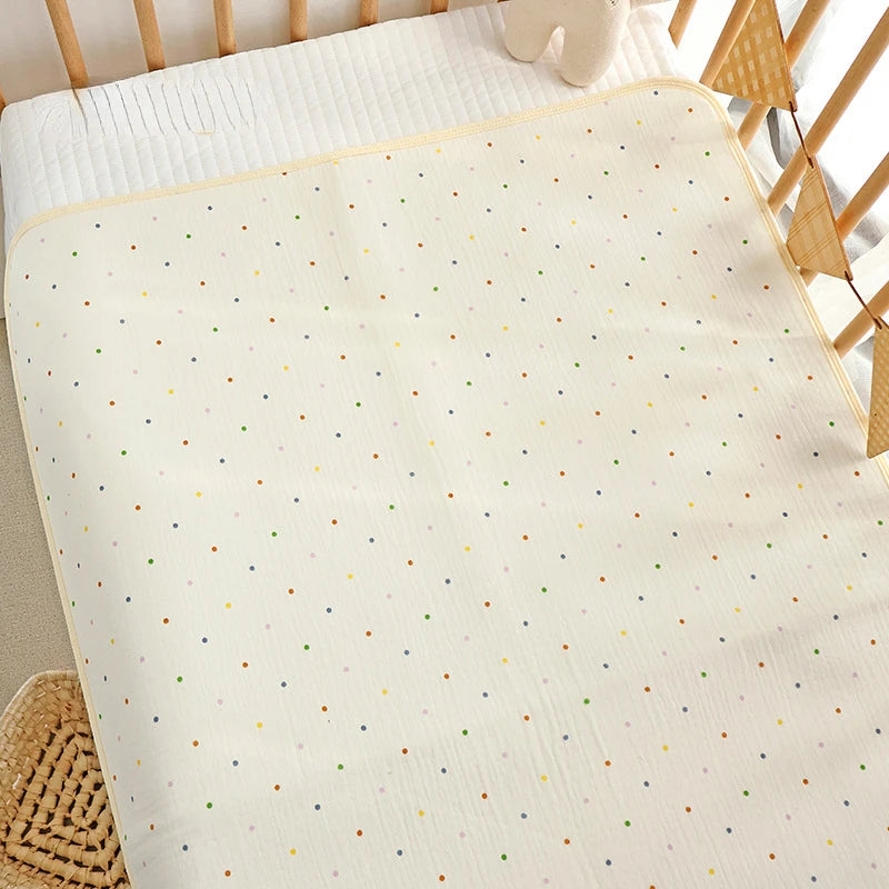 coussin bébé imprimé animaux fleurs beige clair décoratif chambre enfant usage quotidien