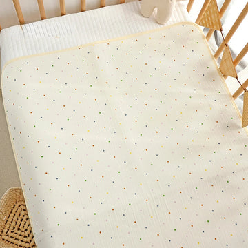 coussin bébé imprimé animaux fleurs beige clair décoratif chambre enfant usage quotidien