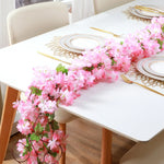 guirlande artificielle fleurs rose feuilles vertes décoration mariage anniversaire intérieur élégante pièces