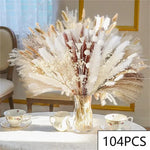 bouquet pampas séchés boho décoration intérieure beige crème marron clair fibres fines ruban vase