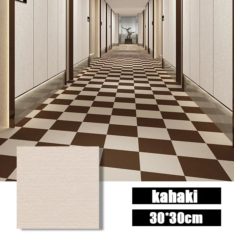 tapis auto adhésif carré 30x30cm sol intérieur moderne texture tissée collage facile maison