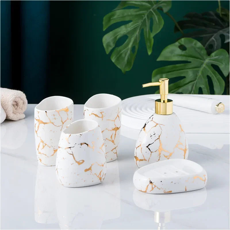 ensemble salle bain moderne marbre doré blanc distributeur savon porte brosse dents tasses plateaux