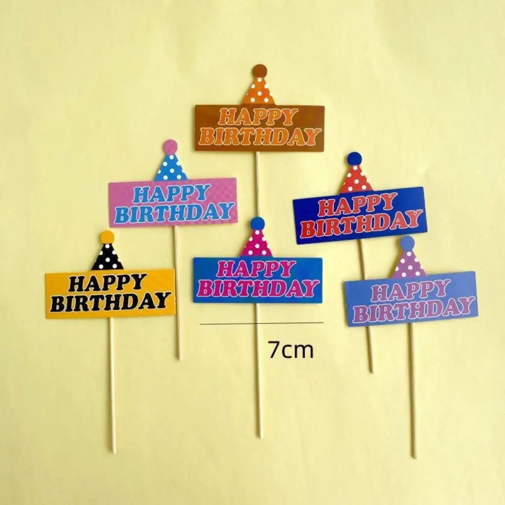 décorations gâteau happy birthday multicolore nounours chapeau banderoles géométriques festives piquées bois