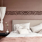 sticker mural classique baroque motifs floraux marron gris clair texture grise adhésif inclusionpaque