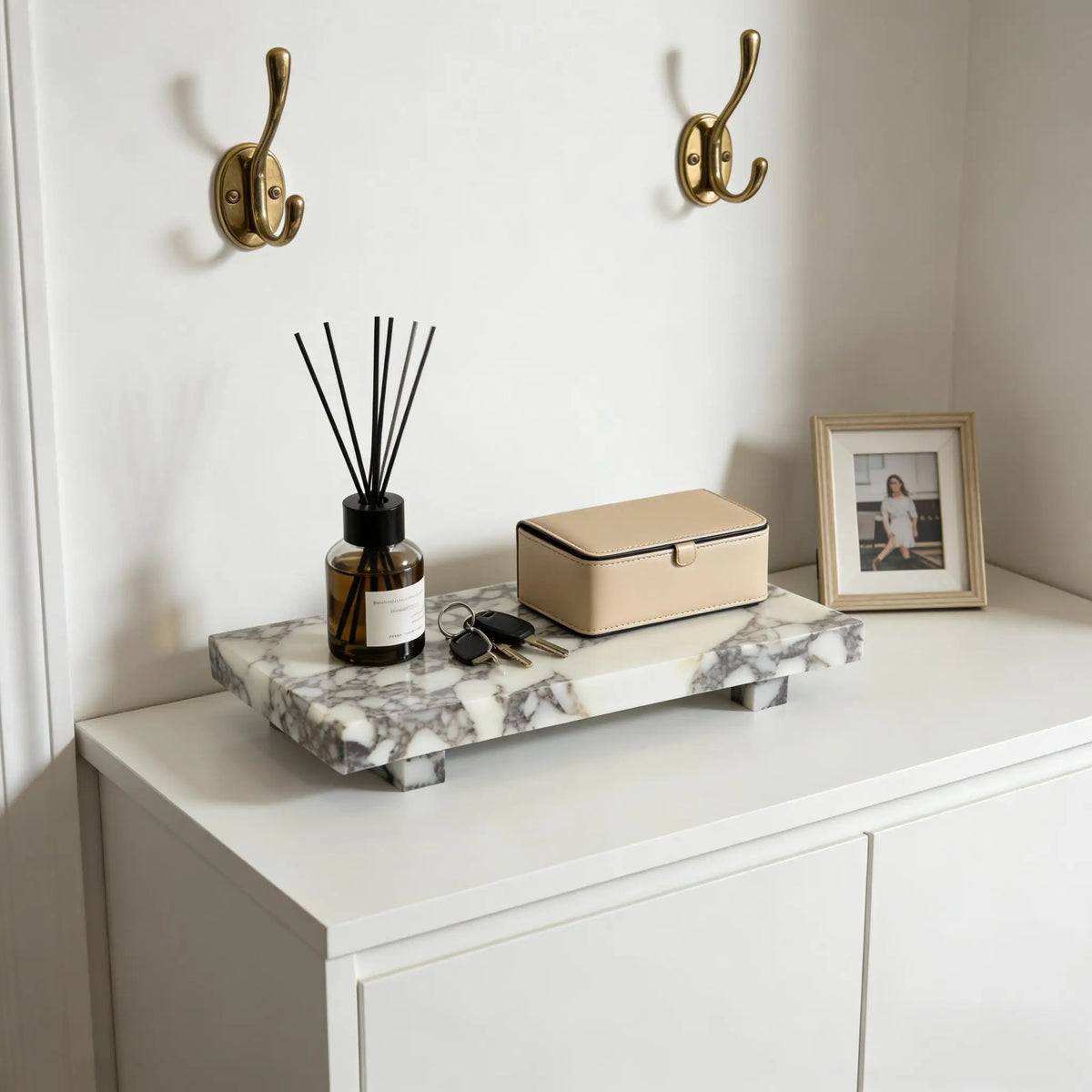 plateau marbre blanc moderne boîte bijoux flacon parfum porte savon