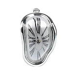 horloge murale classique ancien chiffres romains noir fond blanc doré argenté