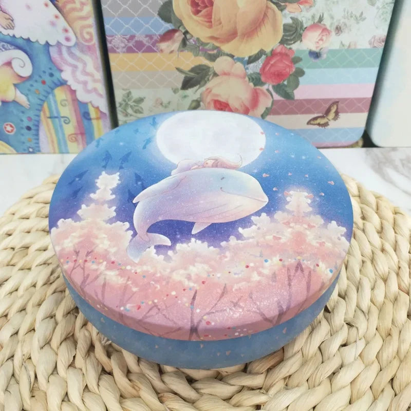 boîtes rondes métal fleurs vintage blanc beige macarons biscuits cadeaux préservation fraîcheur