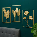 décoration murale métal feuilles stylisées bleu doré jaune art moderne salon maison intérieur