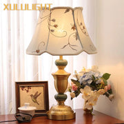 Lampe de table de chevet style américain rétro LED avec télécommande pour chambre et salon