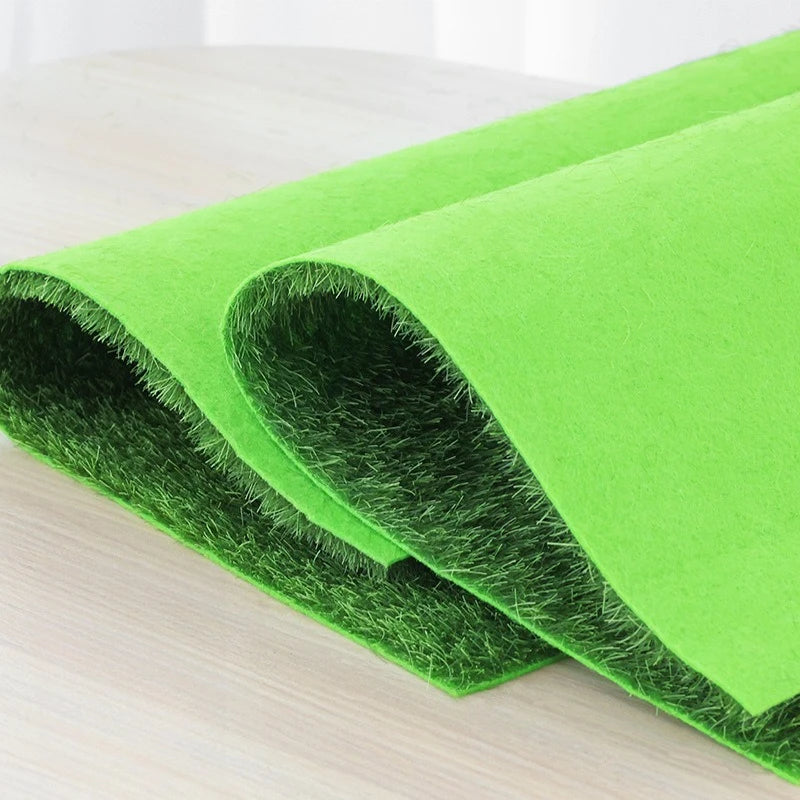 tapis artificiel herbe touffue vert vif moderne decoration intérieure extérieure pelucheux naturel deux tailles