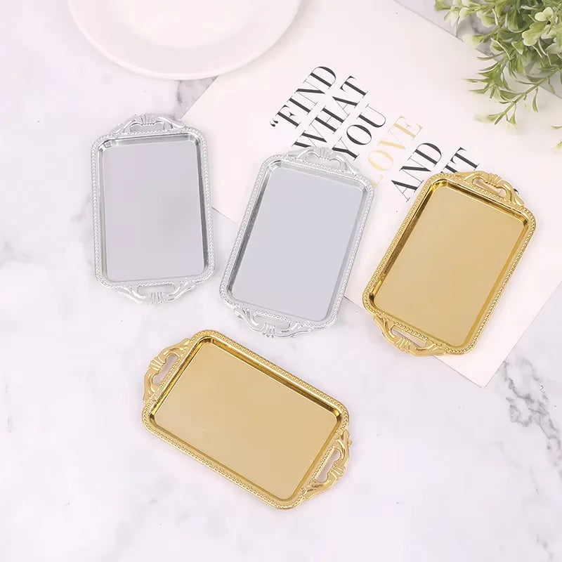 plateau rectangulaire argent or élégant motifs floraux poignées décoratives mariage favoritures noces trousseau